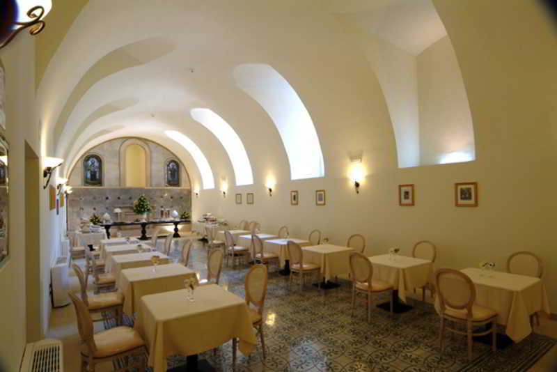 Hotel San Paolo Al Convento Trani Exterior foto